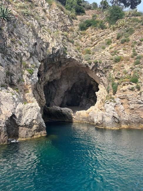 Taormina:Sunset Boat Tour with Aperitif and Dolphin Watching - Authentic Feedback from Travelers