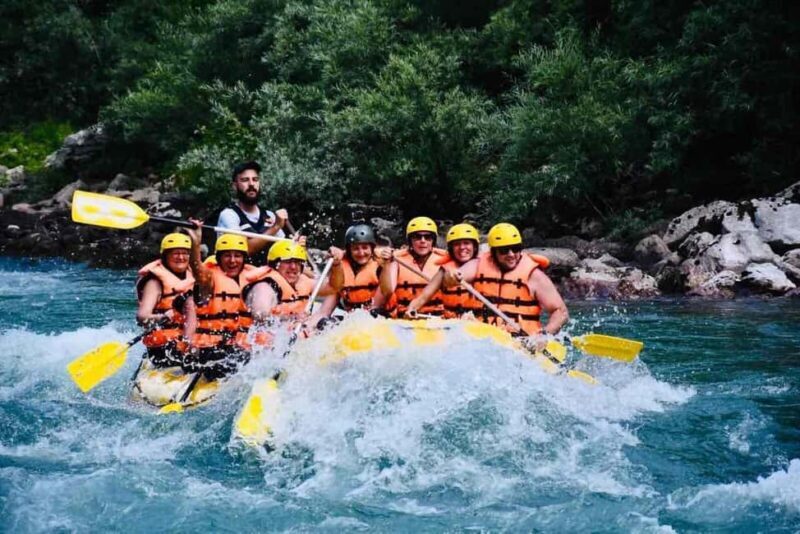 Tara Rafting with Breakfast and Lunch - Key Points