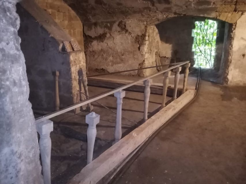 Taranto: Guided History Walking Tour - What to Bring