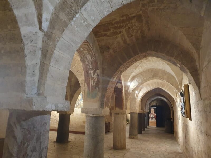 TARANTO PUGLIA WALKING TOUR UP AND DOWN - Itinerary and Highlights