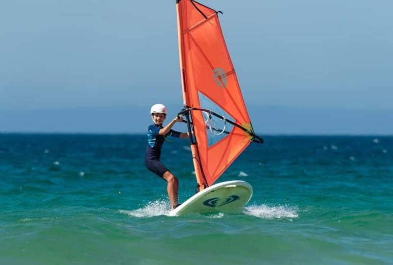 Tarifa, Cadiz: Windsurfing lessons for all levels and all ages - Key Points