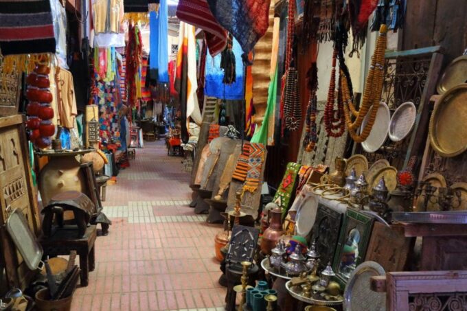 Taroudant and Tiout Oasis Trip With Lunch - Hassle-Free Transportation and Guided Tour