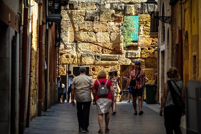 Tarragona and Sitges Private Day Trip from Barcelona - Authentic Experiences and Authenticity