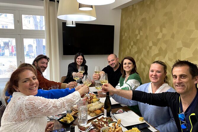 Taste Lyons Local Wines & Explore Hidden Traboules - Unpacking the Experience: What to Expect on This Lyon Tour