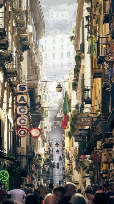 Taste Naples in ten tastings. - Practical Tips for Travelers