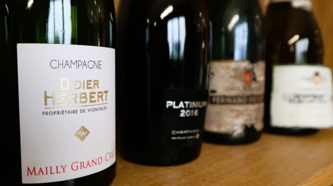 Tasting 3 Champagnes - Champagne Production Process