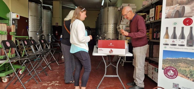 tasting wines in the vineyards with hotel pickup hotel - Key Points