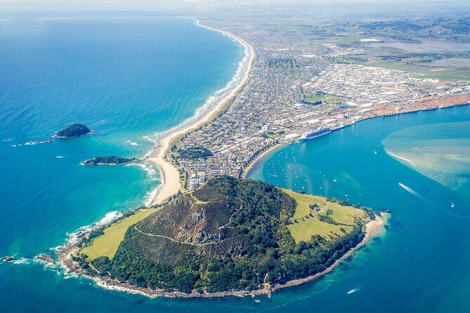 Tauranga Scenic Flights 30 Minute Flight over Mount Maunganui - Discovering Tauranga Scenic Flights: Aerial Views of New Zealand’s North Island