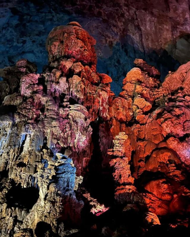 Taxco: Journey through Grutas de Cacahuamilpa - An Authentic Journey into Mexico’s Natural Wonders