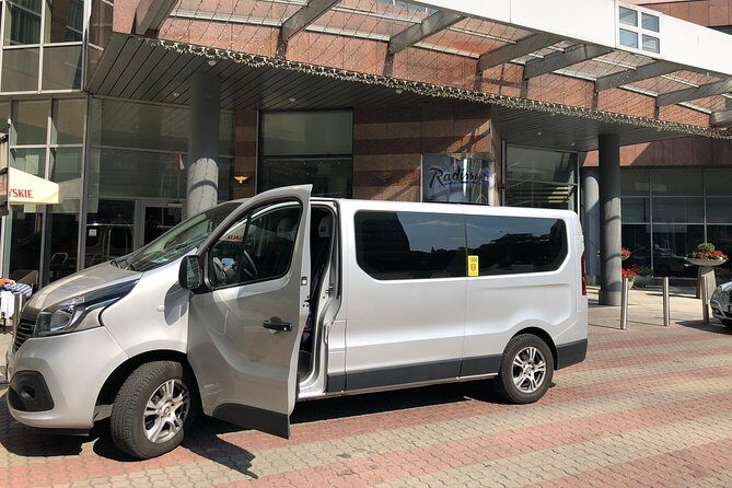 Taxi from Gdask airport to city centre ( old town Gdask ) - The Itinerary: From Airport to Old Town