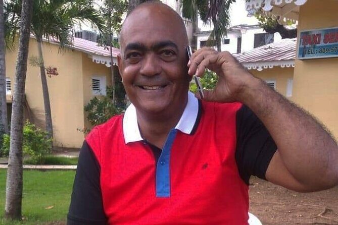 TAXI Private Airport , to Puerto Plata Hotel Lifestyle Tropical - Meeting and Greeting: First Impressions Matter