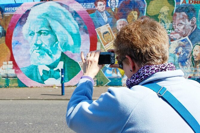 Taxi Tours Belfast Famous Cab 2hr Private the Troubles Tour - Private Tour Experience