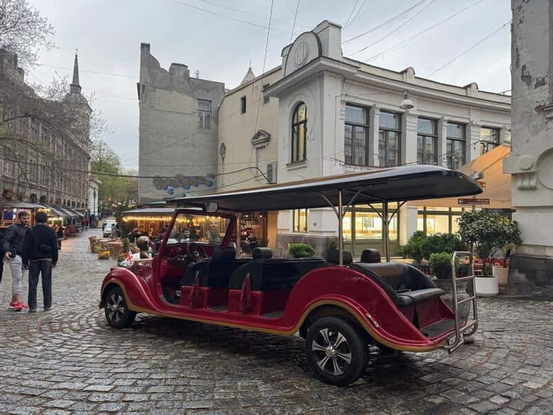 Tbilisi: 45-Minute City Tour by Retro Bus - What It Feels Like to Take the Tour