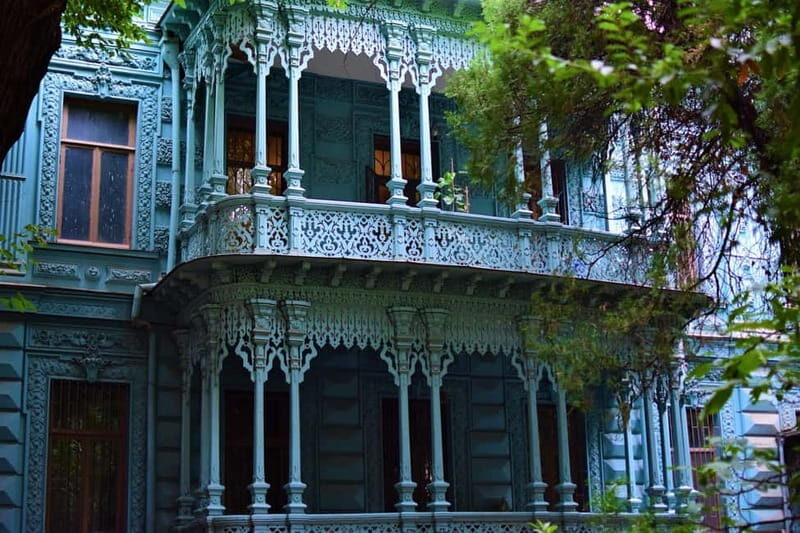 Tbilisi: Alternative Guided Walking Tour with Wine & Snacks - A Deep Dive into the Experience