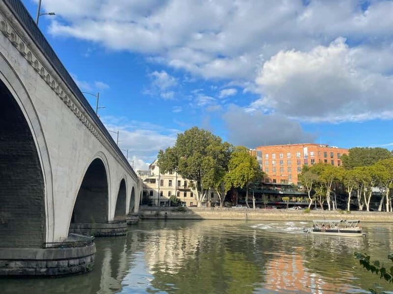 Tbilisi: Central Parks and Beautiful Cafes with 5 Tastings - Introduction