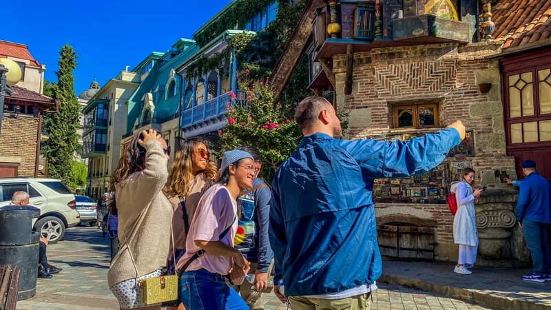 Tbilisi: City Highlights Guided Walking Tour - Exploring Tbilisi’s Highlights