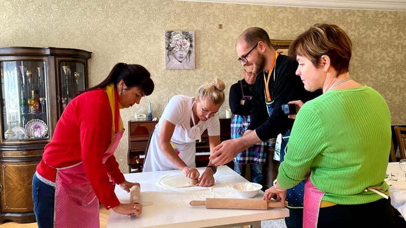 Tbilisi: Cooking Class with a Local Family - Key Points