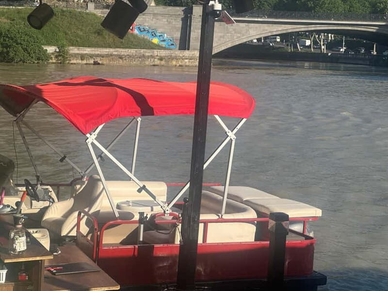 TBILISI: Private, exclusive Boat Ride & with Welcome Drink - Value and Practicalities