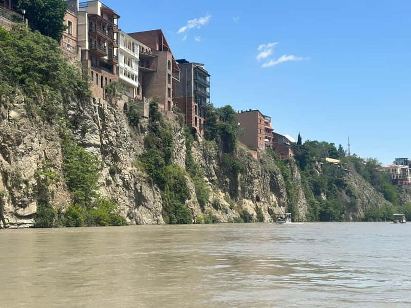 TBILISI: Private, exclusive Boat Ride & with Welcome Drink - Why It’s Worth Considering