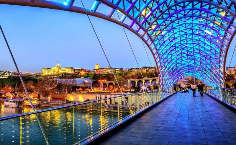 Tbilisi: Private Old City Walking Tour with Wine Tasting - Who Should Consider This Tour?