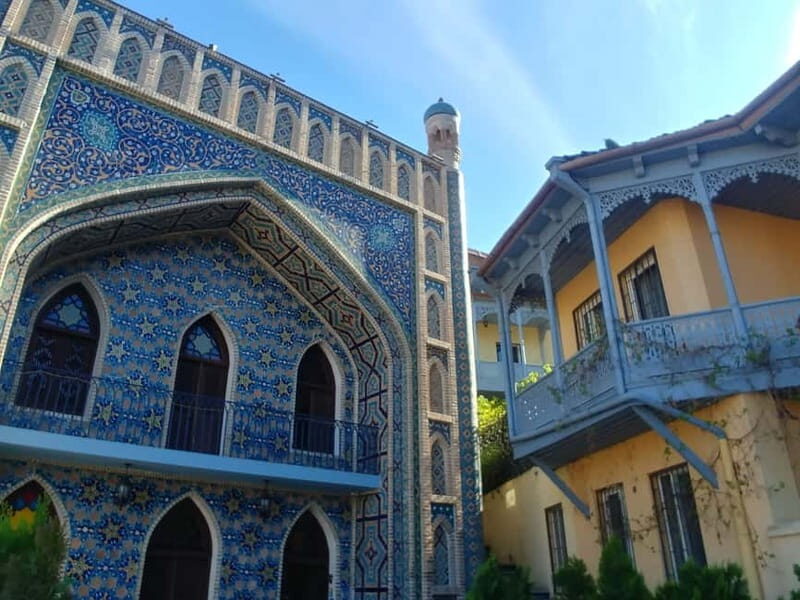 Tbilisi: Private walking tour of Tbilisi's highlights - Modern Tbilisi: Rustaveli Avenue and Sulphur Baths
