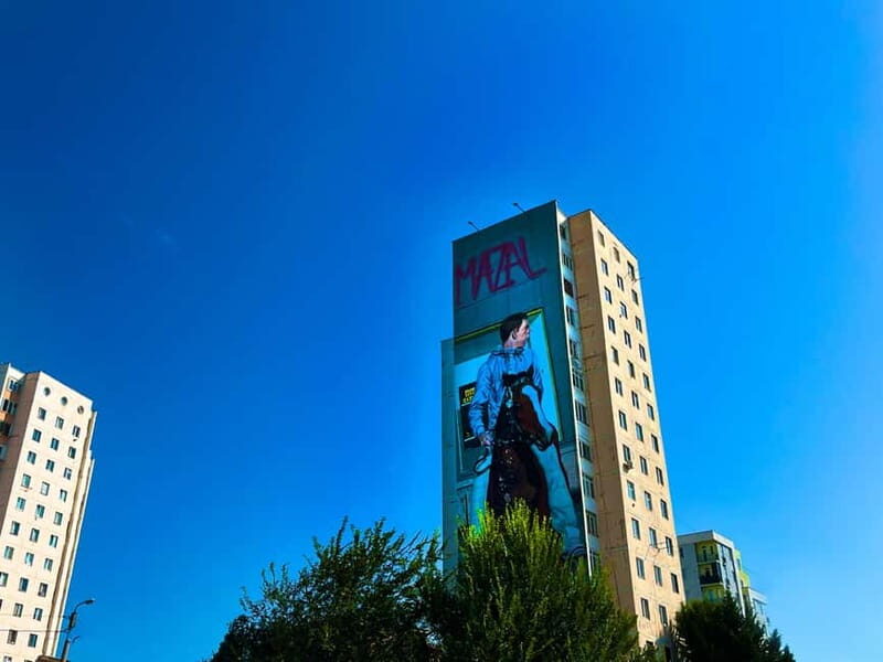 Tbilisi: Soviet Suburbs and Murals Exhibition Guided Tour - How the Itinerary Plays Out