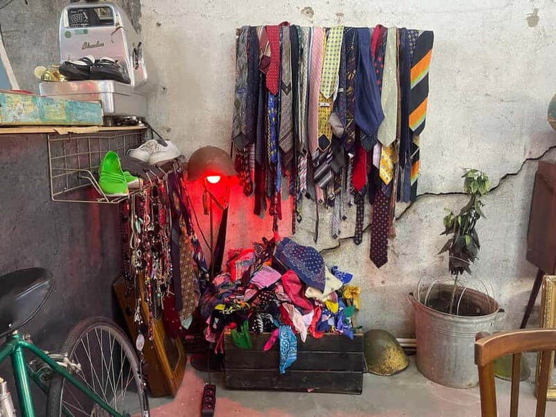 Tbilisi: Street Art & Dezerter Bazaar Tour w/ Tastings - Practical Tips for Travelers