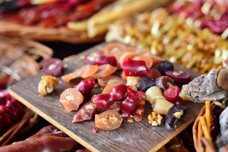Tbilisi: The Main Avenue Guided Tour with 10+ Tastings - Why This Tour Is a Great Choice