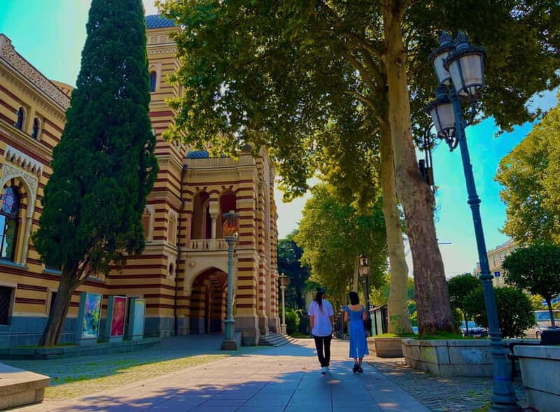 Tbilisi: Top 20 Highlights Guided Walking Tour with Tastings - The Tastings: A Delicious Introduction to Georgia