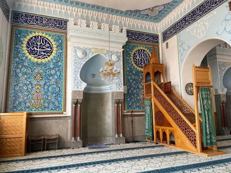Tbilisi: Walking Through Faith, Religion, and Culture Tour - Key Points