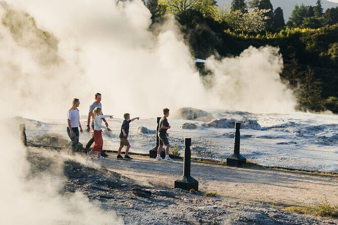 Te Puia: Te R Guided Experience - Exploring Te Puia’s Natural and Cultural Wonders