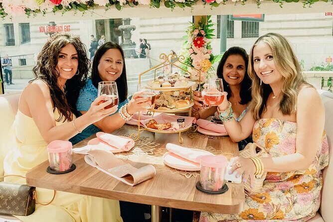 Tea Around Town: Chicago Tea Experience & City Sights - Who Will Love This Tour?