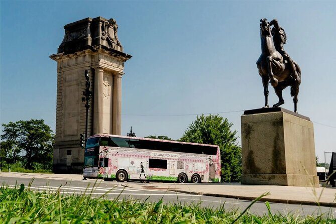 Tea Around Town: Chicago Tea Experience & City Sights - FAQ