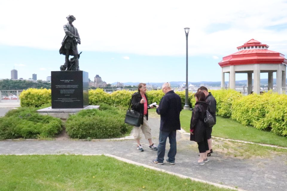 Team-Building on Ipad for Your Business Meeting - Tips for Guides and Water Bottles