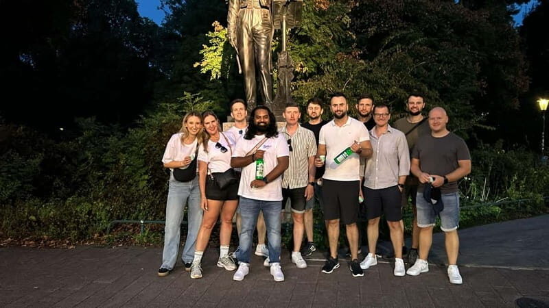 Team Event in Düsseldorf with Night PubCrawl - The Meeting Point and Start