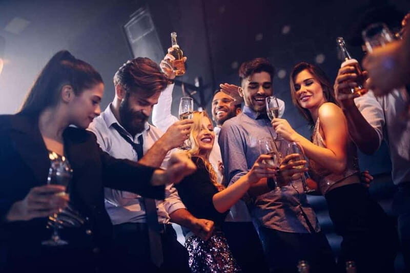 Team Event in Frankfurt with Night PubCrawl - An Authentic Night Out in Frankfurt