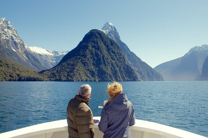 TeAnau to Queenstown via Milford Sound Tour with Cruise and Lunch - What Makes This Tour Stand Out?  