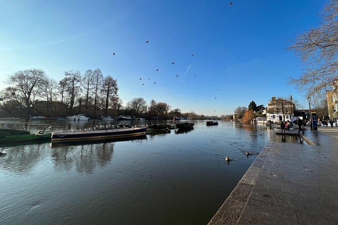 Ted Lasso Filming Locations Half-Day Tour - Flexible Pace and Knowledgeable Guide