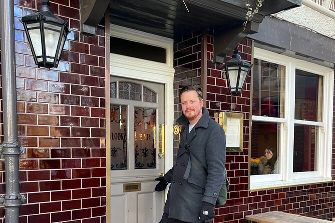 Ted Lasso Filming Locations Half-Day Tour - Historical Insights and Personal Anecdotes