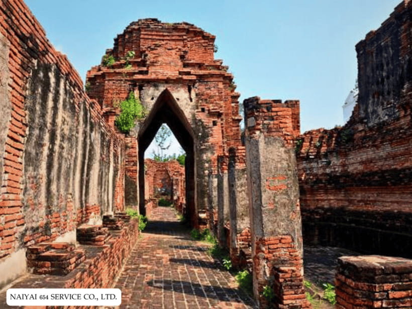 Temple Visits in Ayutthaya and a Walk Through History. - UNESCO World Heritage Sites