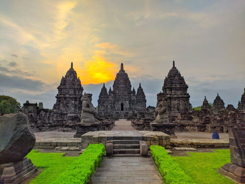 Temples and Bike Tours in the Village - Key Points