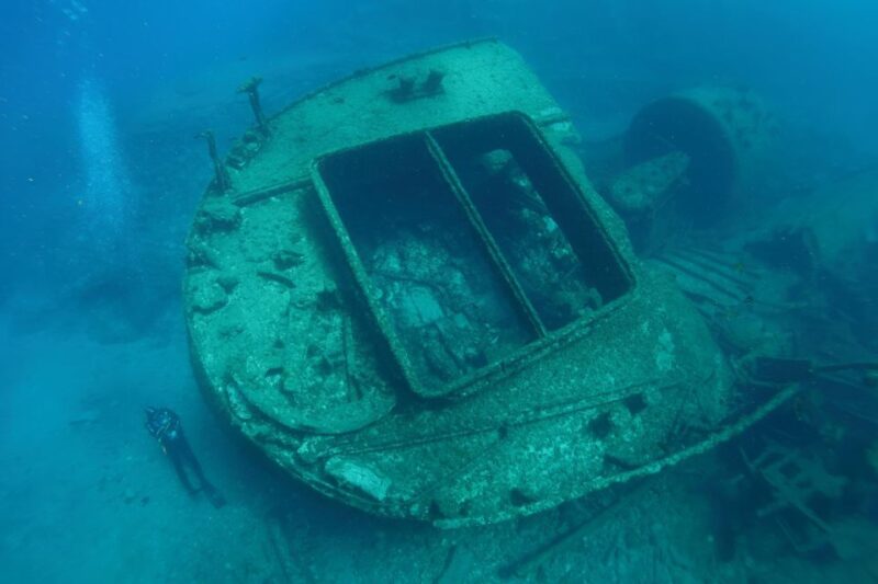 Tenerife; Discover Scuba Diving Pool and Boat Max 2 Students - Instructor Qualifications