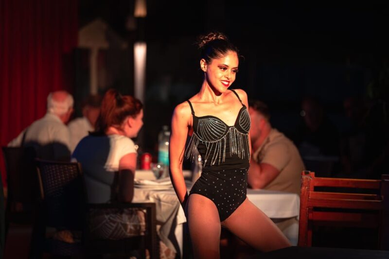 Tenerife: Musical Show the Wild South With Dinner and Transfer - Transportation and Accessibility