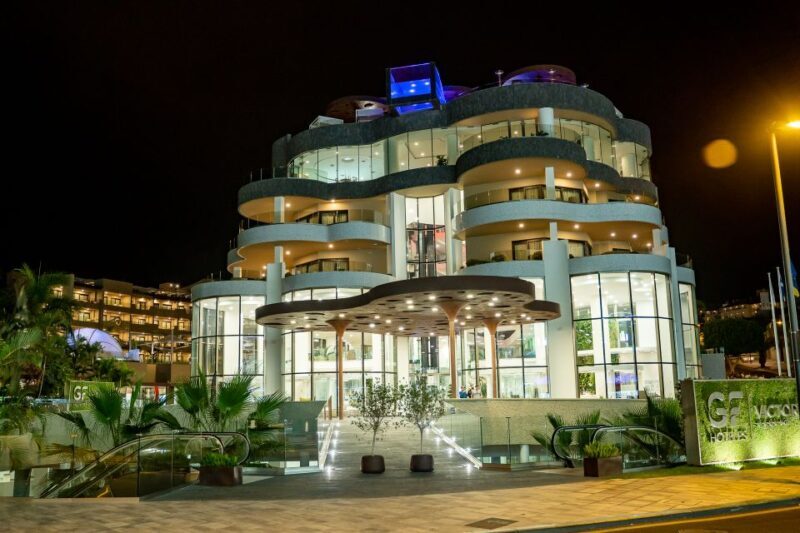 Tenerife: Scandal Dinner Show Entry Ticket and 5-Course Meal - Frequently Asked Questions
