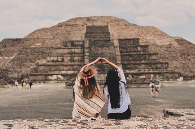 Teotihuacan balloon flight with cave breakfast + pyramids - Exploring Teotihuacan’s Archaeological Zone