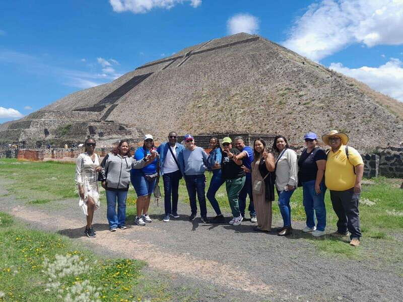 Teotihuacan & Basilica of Guadalupe: Private Tour with Lunch - Overview of the Tour