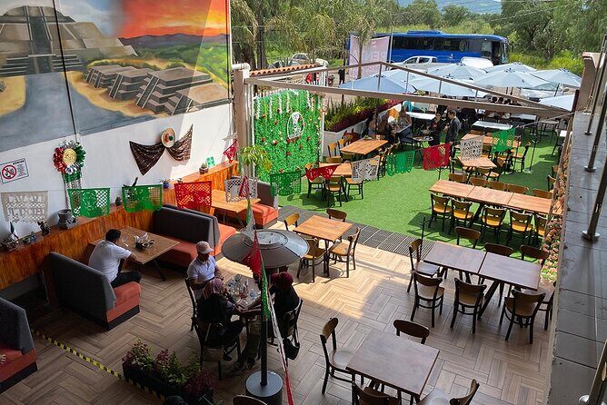 Teotihuacan full day tour, caves, pyramids, transport CDMX - Authenticity and Cultural Insights