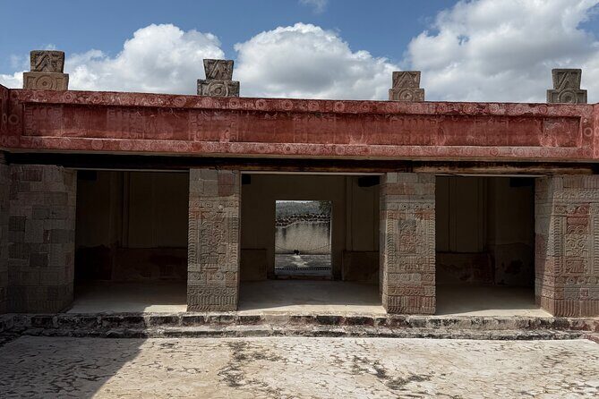 Teotihuacan : Full Tour Expert Guide and Hook-Free Transportation - Frequently Asked Questions