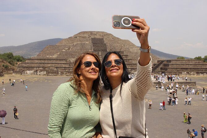 Teotihuacan guided tour, cave breakfast with CDMX transportation - The Sum Up