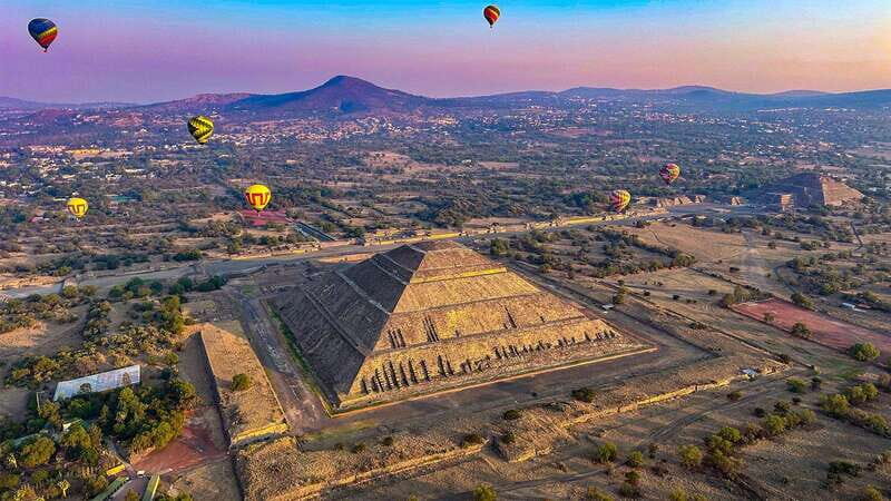 Teotihuacan: Hot Air Balloon Ride with Breakfast - Key Points
